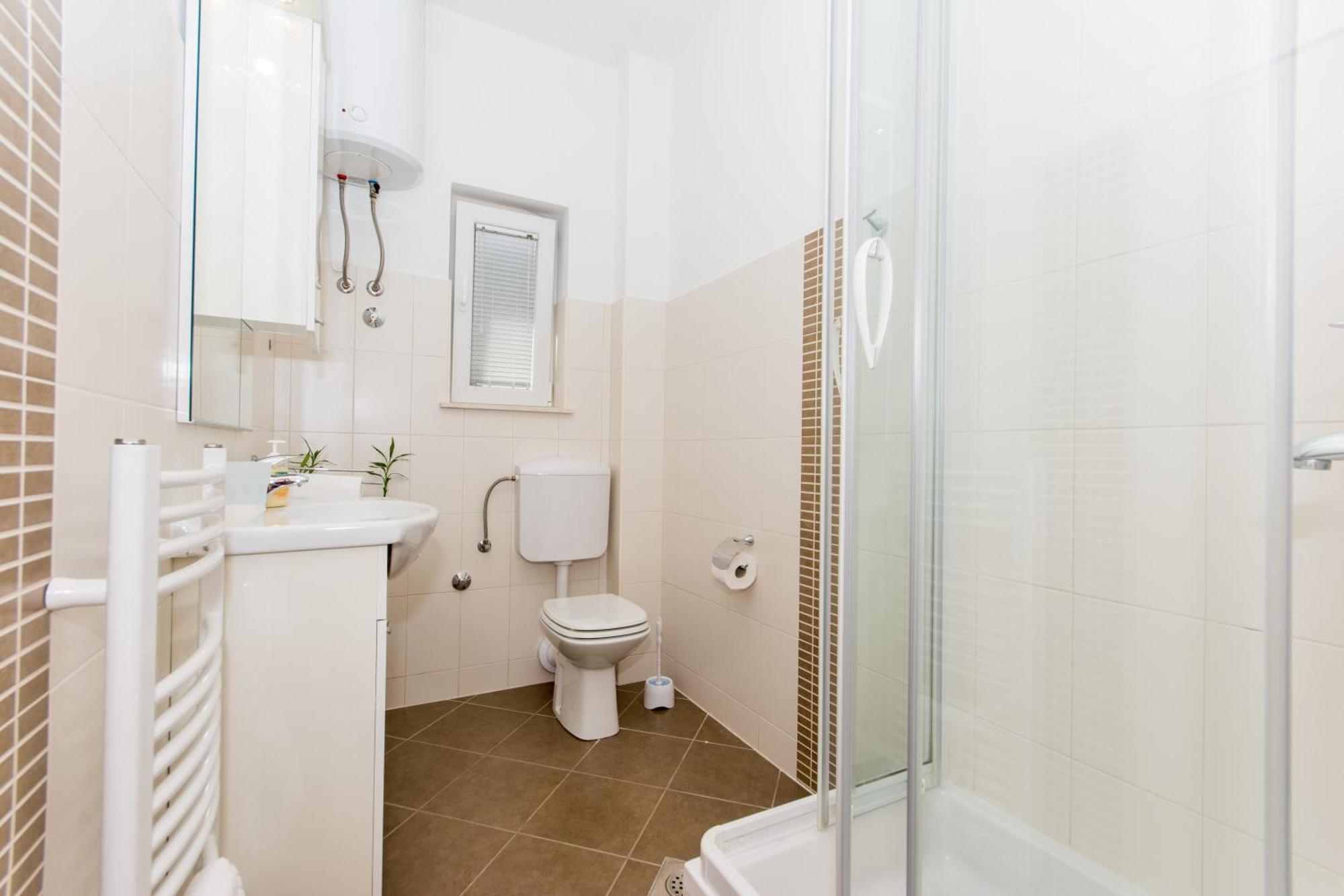 Apartments Dadic 챠브타트 객실 사진