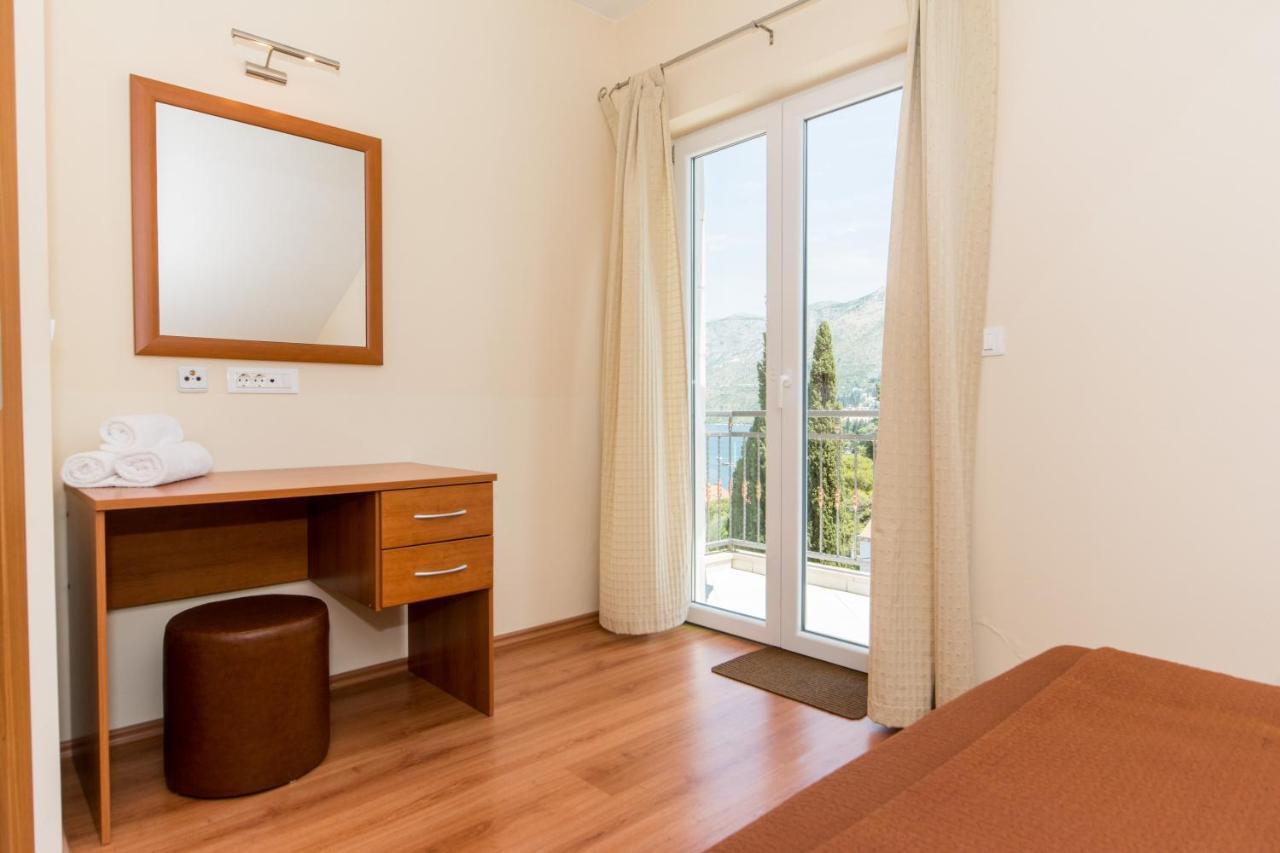 Apartments Dadic 챠브타트 외부 사진