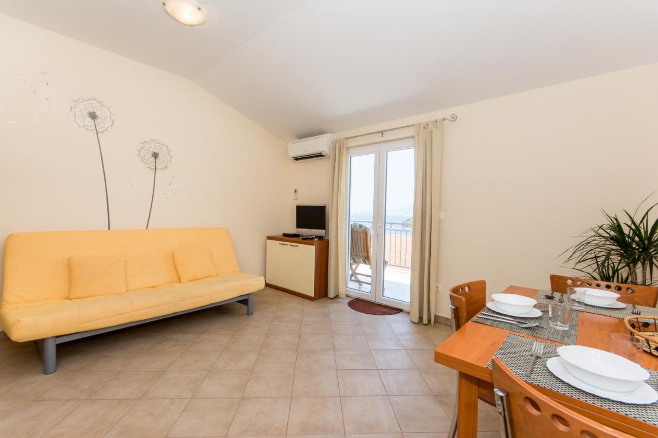 Apartments Dadic 챠브타트 외부 사진