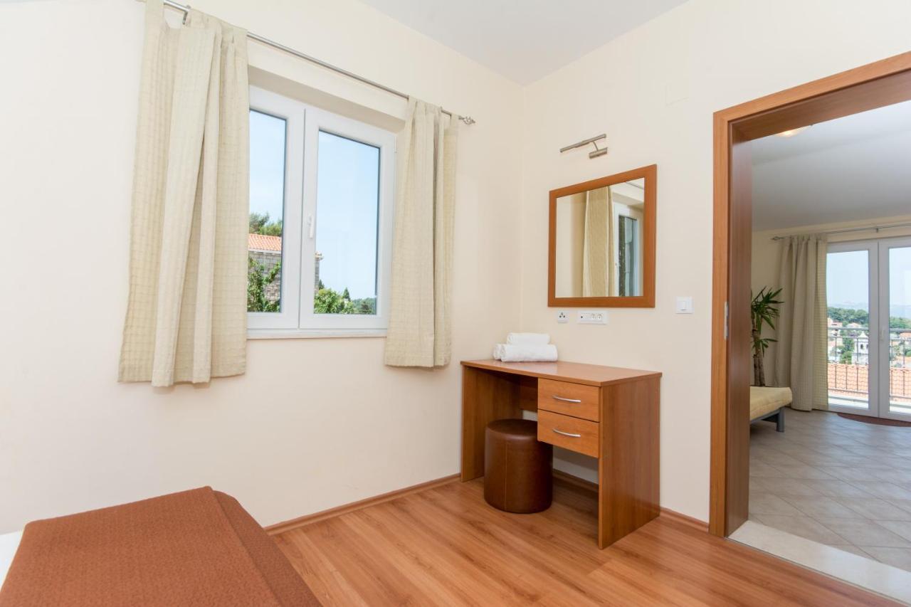 Apartments Dadic 챠브타트 외부 사진